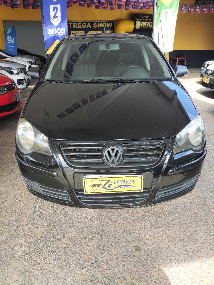 VOLKSWAGEN-POLO-SEDAN-1.6-MI-8V-FLEX-4P-MANUAL----Ano-20112012